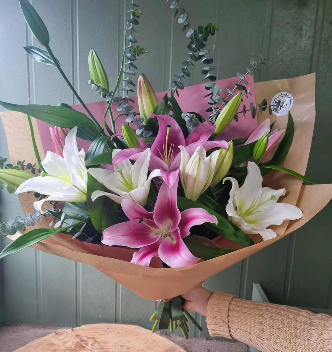 7 Heartwarming Ways to Surprise Mom with a Pink Oriental Lily Bouquet This Mother's Day